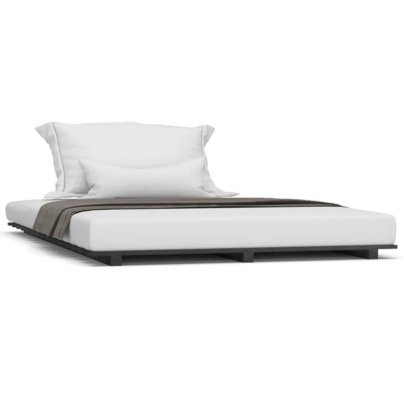 Foto van The living store houten bedframe - massief grenenhout - stabiel bedframe - stevige lattenbodem - 190x140x5 cm