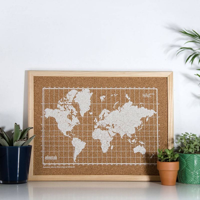 Foto van Milimetrado prikbord wereldkaart 40 x 30 cm kurk bruin/wit
