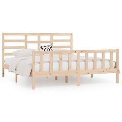 Foto van The living store bedframe - massief grenenhout - 205.5 x 186 x 104 cm - geschikt voor 180 x 200 cm matras - montage