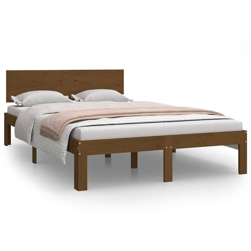 Foto van The living store bedframe grenenhout - honey brown - 205.5 x 123.5 x 69.5 cm - solid wood - plywood slatted base