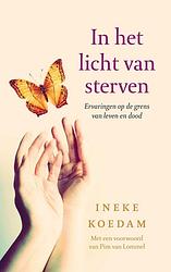 Foto van In het licht van sterven - ineke koedam - ebook (9789020209631)