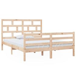 Foto van The living store houten bedframe - king size - grenenhout - inclusief lattenbodem - 205.5 x 156 x 100 cm