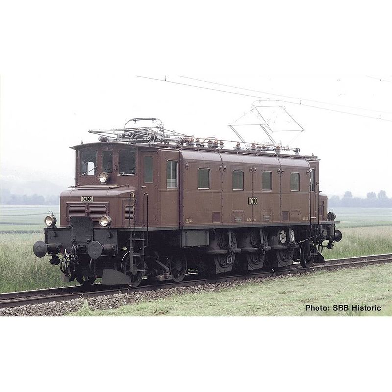 Foto van Roco 78090 h0 elektrische locomotief ae 3/6rev 10700 van de sbb