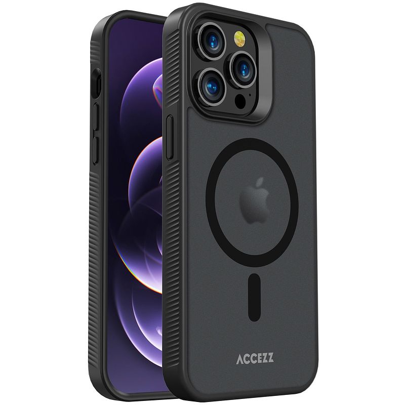 Foto van Accezz rugged frosted backcover met magsafe iphone 14 pro max telefoonhoesje zwart