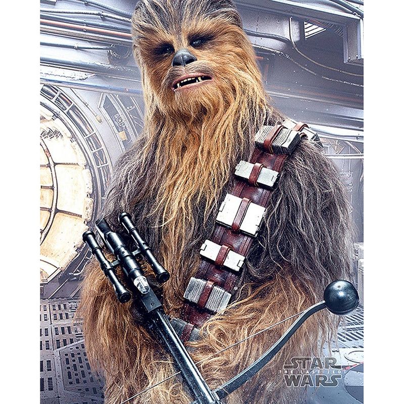 Foto van Pyramid star wars the last jedi chewbacca bowcaster poster 40x50cm