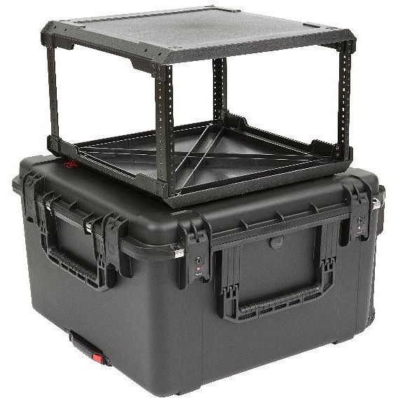 Foto van Skb 3i-2424m146u fly rack flightcase 6u