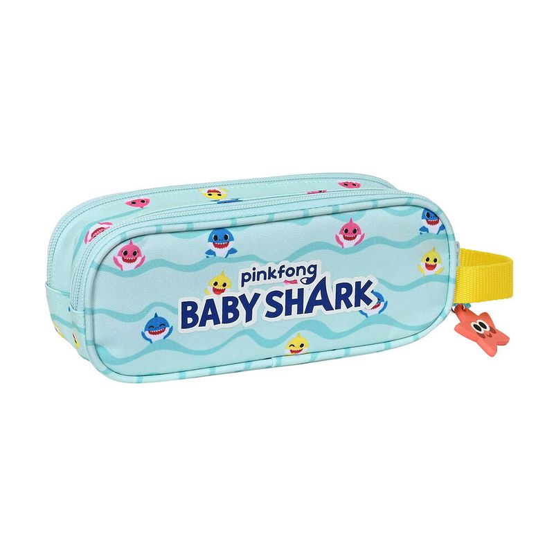 Foto van Schoolpennenzak baby shark beach day geel licht blauw (21 x 8 x 6 cm)