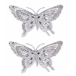 Foto van 2x kerst decoratie vlinder zilver 15 x 11 cm - kersthangers