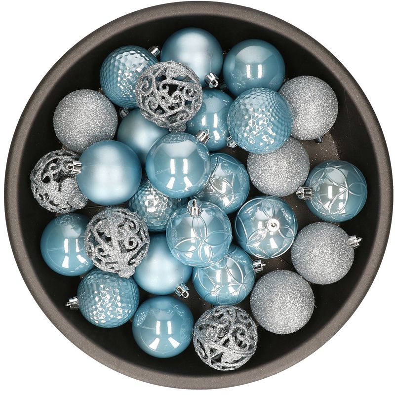 Foto van Kunststof kerstballen 37x stuks baby blauw 6 cm - kerstbal