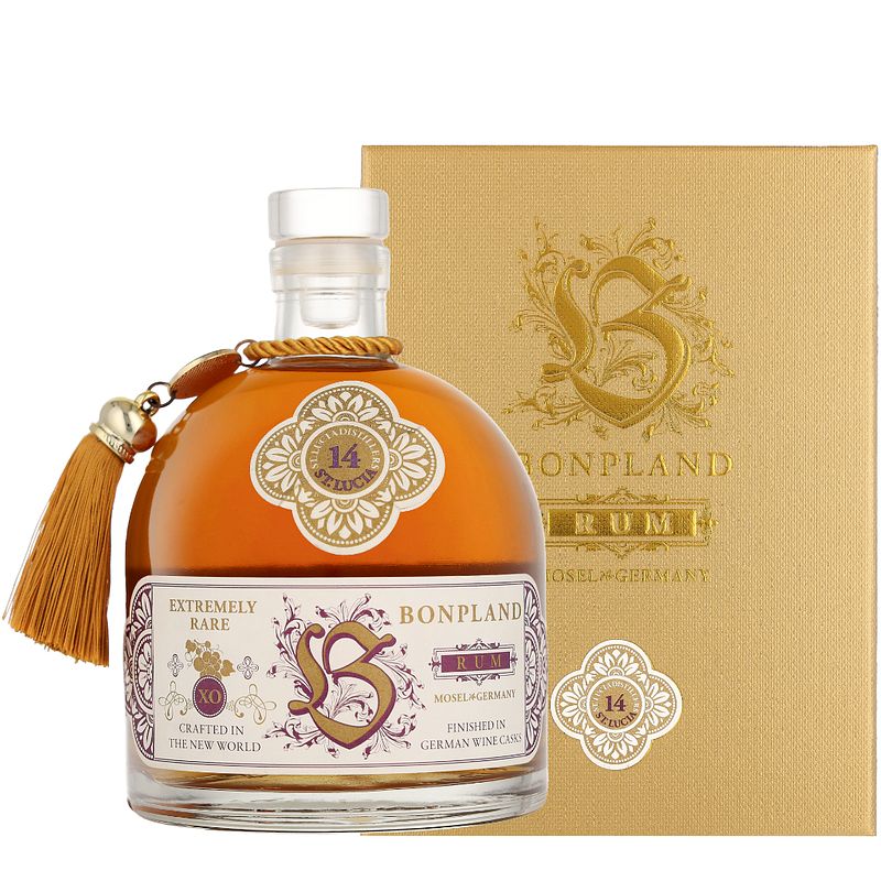 Foto van Bonpland 14 years xo st. lucia distillers 50cl rum + giftbox