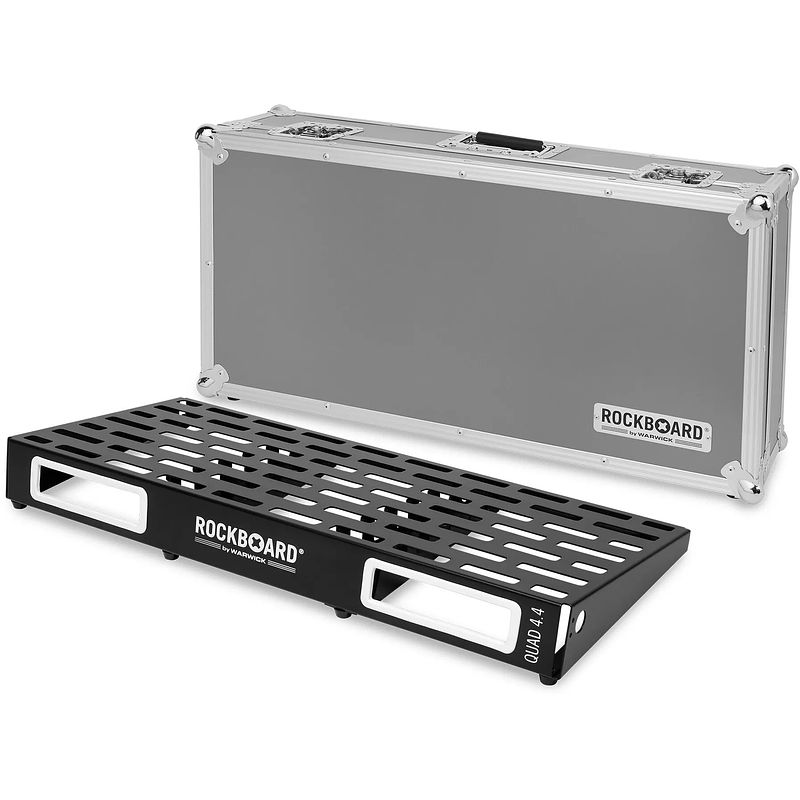 Foto van Rockboard quad 4.4 c pedalboard met flightcase