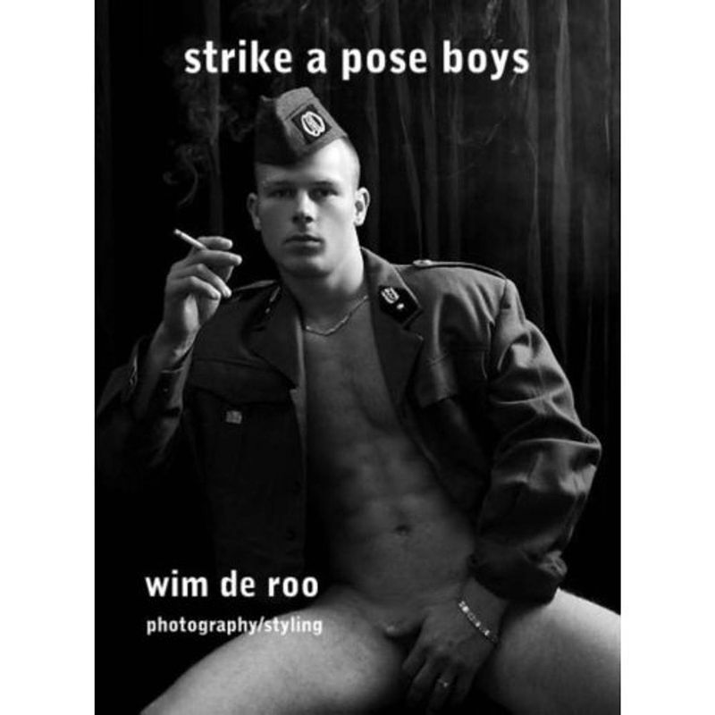 Foto van Strike a pose boys