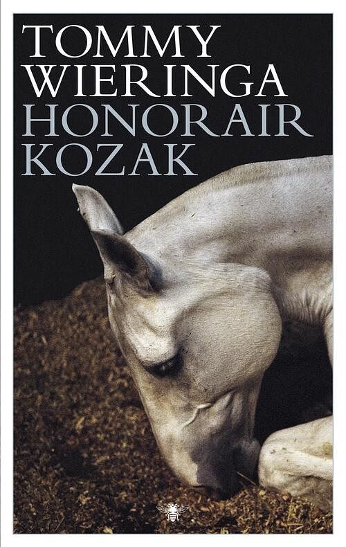 Foto van Honorair kozak - tommy wieringa - ebook (9789023488941)