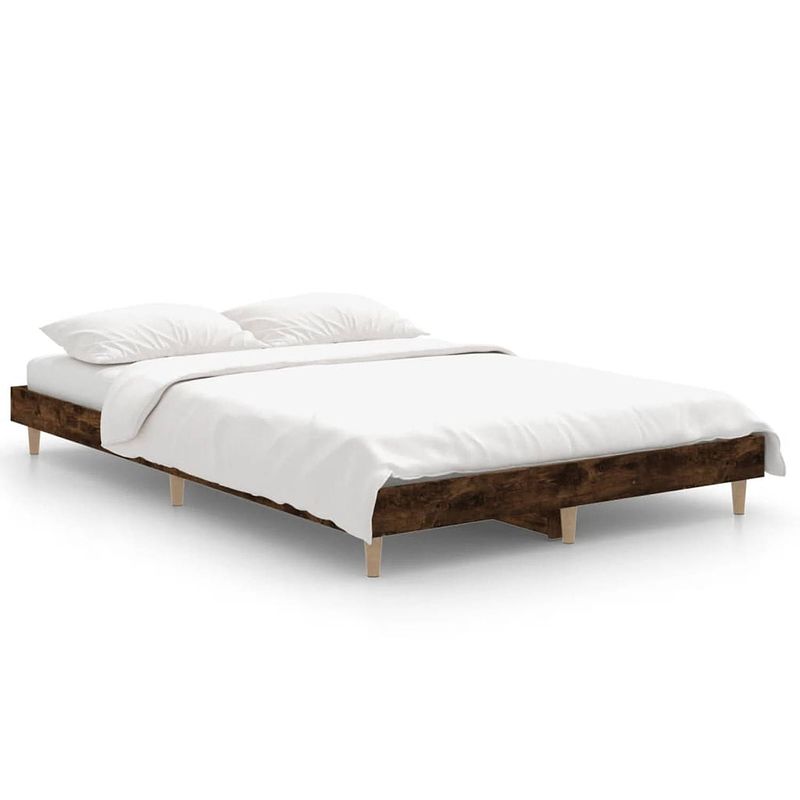 Foto van Vidaxl bedframe bewerkt hout gerookt eikenkleurig 120x190 cm