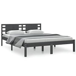 Foto van The living store bedframe - klassiek hout - 205.5 x 146 x 100 cm - grijs