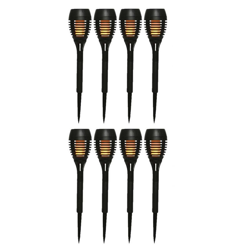 Foto van Halloween - set van 8x stuks solar tuinfakkels/tuinlampen vlam effect op zonne-energie 27 cm - fakkels