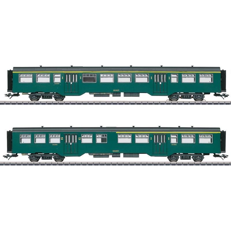 Foto van Märklin 043547 h0 set van 2 personenrijtuigen type m2 van de nmbs/sncb