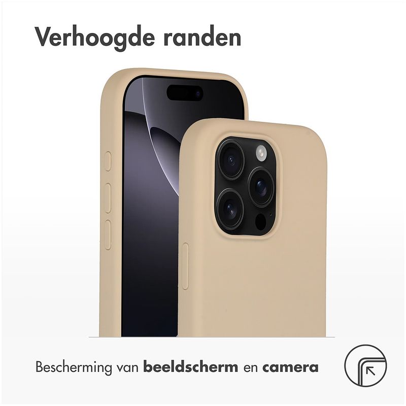 Foto van Accezz liquid silicone backcover met magsafe iphone 16 pro telefoonhoesje beige