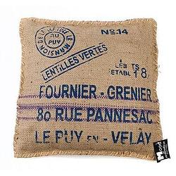 Foto van In the mood sierkussen vintage fournier blue jute - beige - 45x45 cm - leen bakker