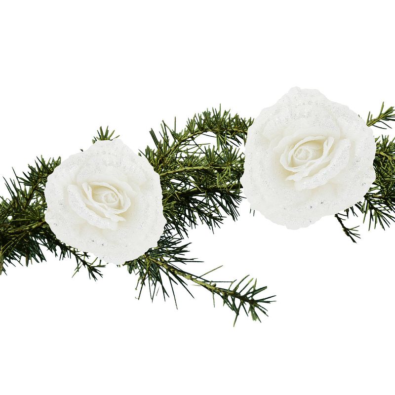 Foto van 2x stuks kerstboom decoratie bloemen roos wit glitter op clip 18 cm - kunstbloemen