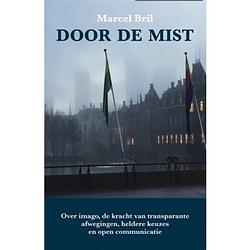 Foto van Door de mist