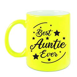 Foto van Best auntie ever cadeau koffiemok / theebeker neon geel 330 ml - feest mokken