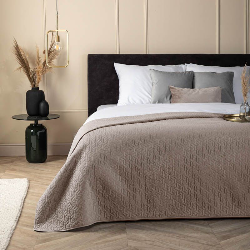 Foto van Bedsprei ultrasonic prisma - beige - 180x260 cm fresh & co - dekbed-discounter.nl