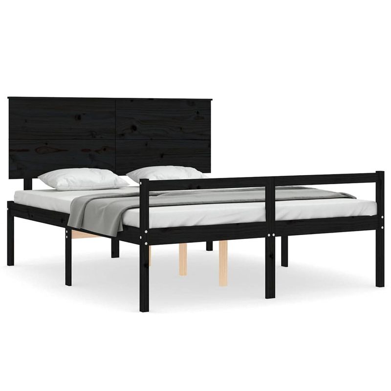 Foto van The living store bedframe - massief grenenhout - 205.5 x 165.5 x 82.5 cm - zwart