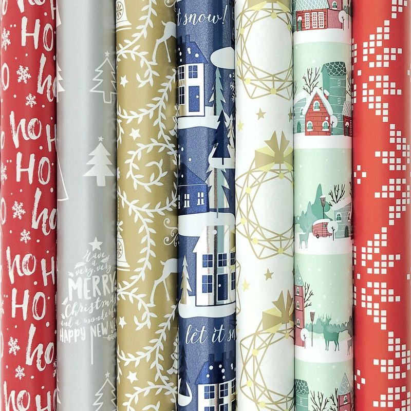 Foto van Benza assortiment cadeaupapier inpakpapier voor kerst kerstpapier k10 - 2 meter x 70 cm - 7 rollen