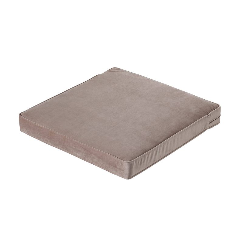 Foto van Madison - lounge luxe velvet panama taupe - 60x60 - bruin