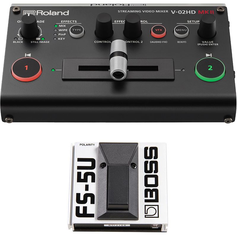 Foto van Roland v-02hd mk ii live streaming video mixer + boss fs-5u voetschakelaar