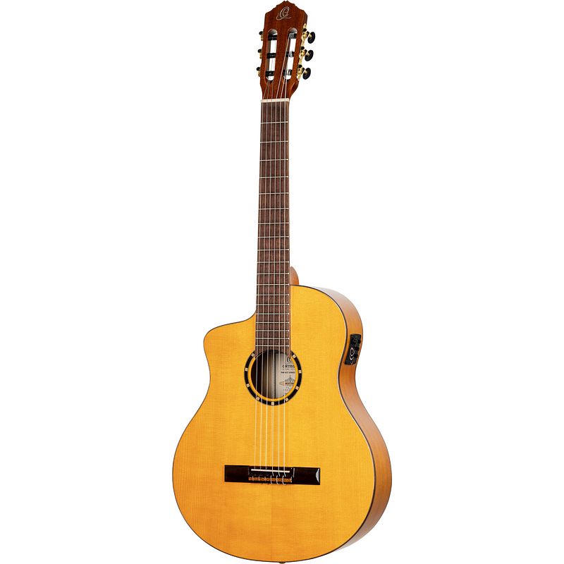 Foto van Ortega family series pro rce170f-l guitar linkshandige e/a klassieke gitaar met gigbag