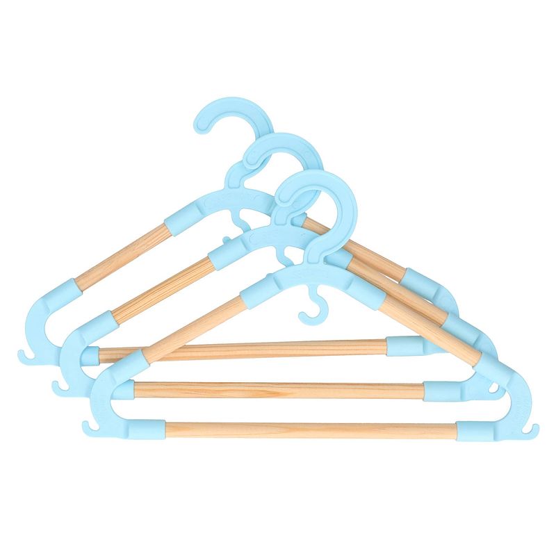 Foto van Storage solutions kledinghangers voor kinderen - 3x - kunststof/hout - blauw - sterke kwaliteit - kledinghangers