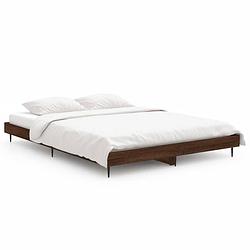 Foto van The living store bedframe bruineiken hout - 193 x 138 x 20 cm - metalen poten - multiplex lattenbodem