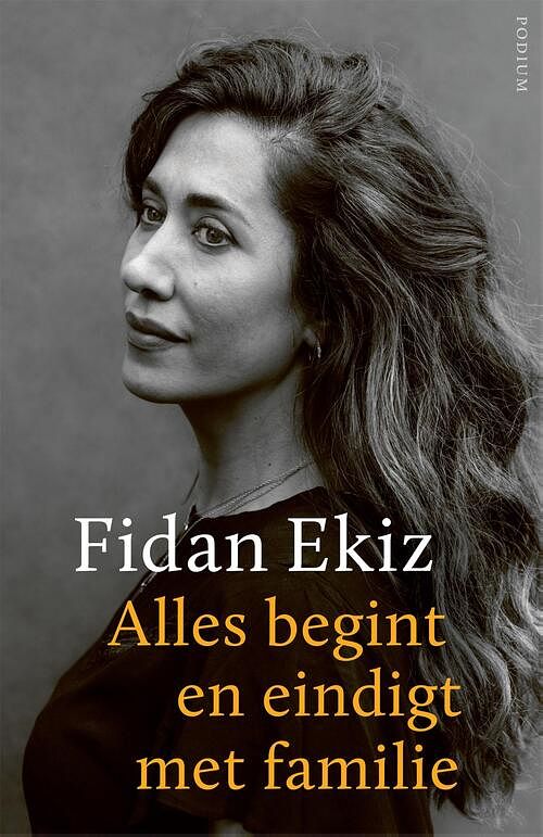 Foto van Alles begint en eindigt met familie - fidan ekiz - ebook (9789057599507)