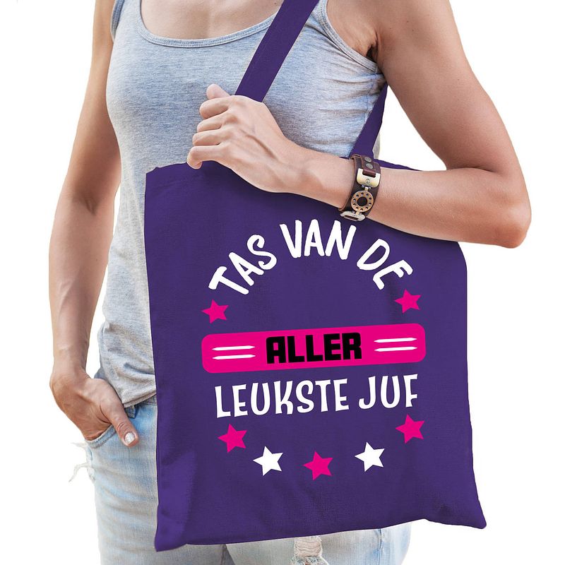 Foto van Bellatio decorations cadeau tas juf - paars/fuchsia roze - 42 x 38 cm - tas van de aller leukste juf - feest boodsc