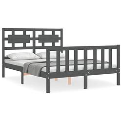 Foto van The living store bed frame - massief grenenhout - 195.5 x 145.5 x 100 cm - functioneel hoofd- en voeteneinde