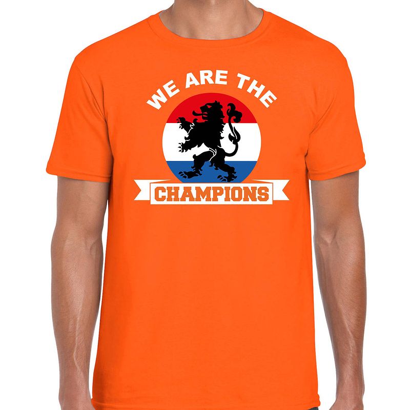 Foto van Oranje fan shirt / kleding holland we are the champions ek/ wk voor heren m - feestshirts