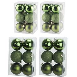 Foto van Kerstversiering set kerstballen appelgroen 6 en 8 cm - 36x stuks - kerstbal