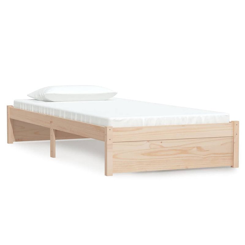 Foto van The living store bedframe massief grenenhout - 195.5 x 95.5 x 31 cm - onbehandeld - matras 90 x 190 cm - montage