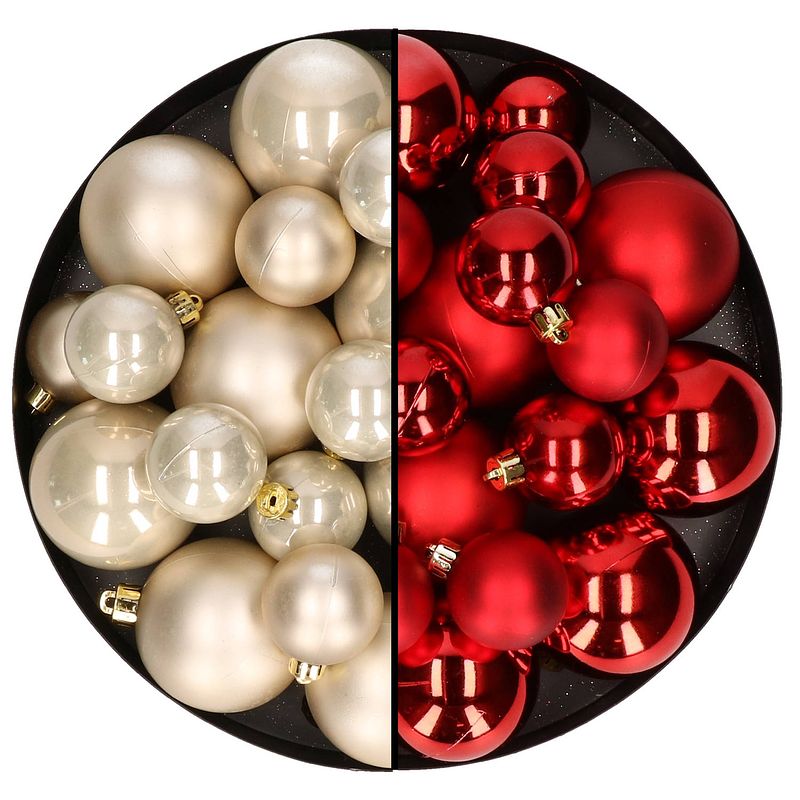 Foto van Kerstversiering kunststof kerstballen mix rood/champagne 4-6-8 cm pakket van 68x stuks - kerstbal