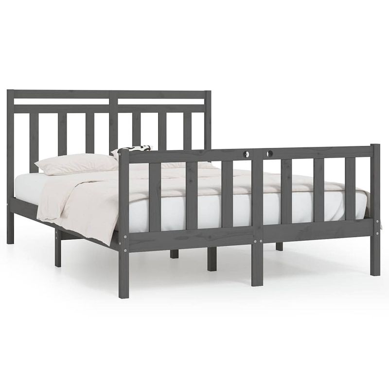 Foto van The living store klassiek houten bedframe - 205.5 x 146 x 100 cm - massief grenenhout - multiplex lattenbodem