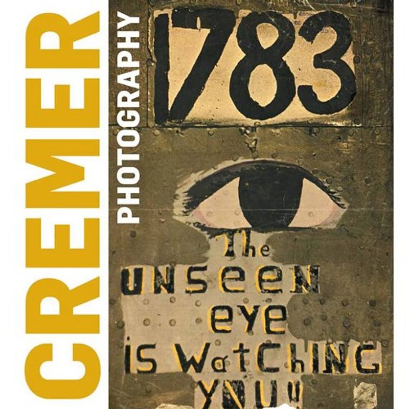 Foto van Cremer - unseen eye