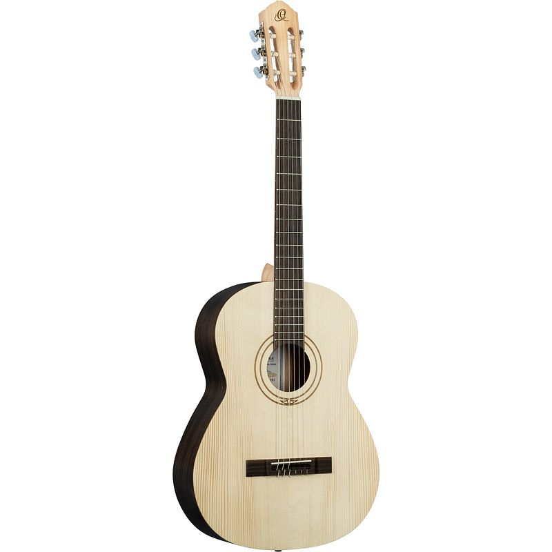 Foto van Ortega traditional series r16s guitar klassieke gitaar met gigbag