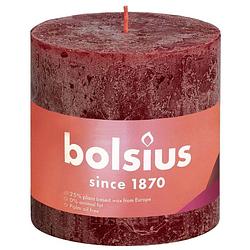 Foto van Bolsius stompkaars velvet red ø100 mm - hoogte 10 cm - donkerrood - 62 branduren