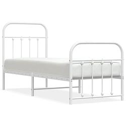 Foto van The living store bedframe - klassiek design - robuuste metalen constructie - metalen latten en poten - extra