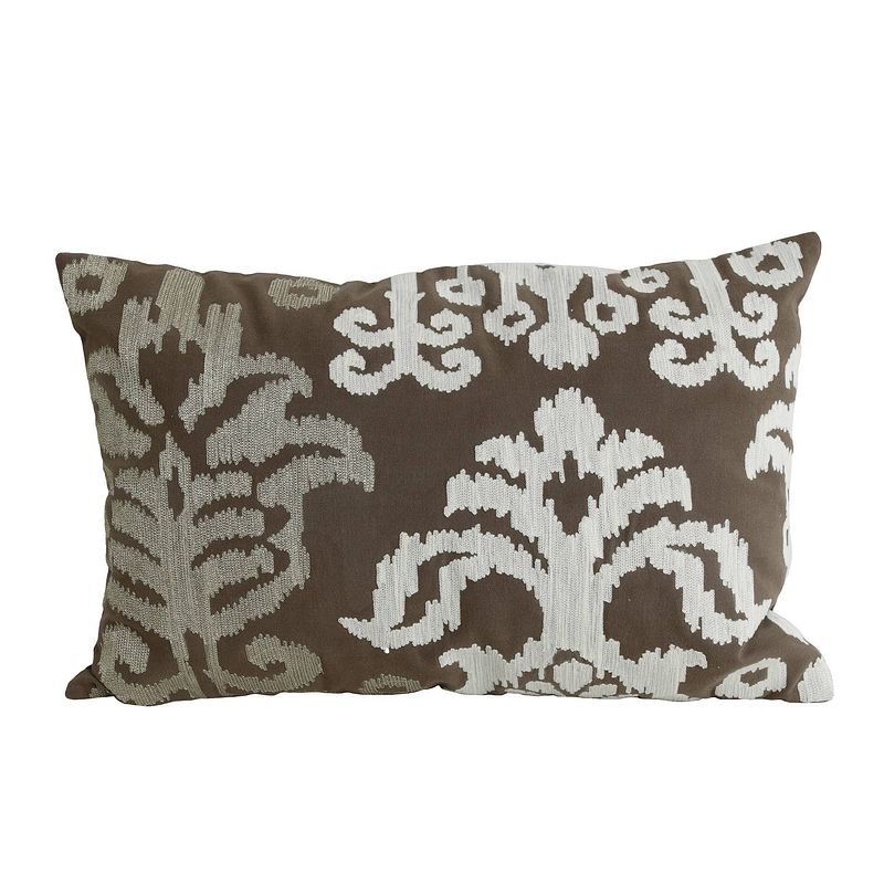 Foto van Ptmd cloe taupe cotton cushion antique pattern rectangl