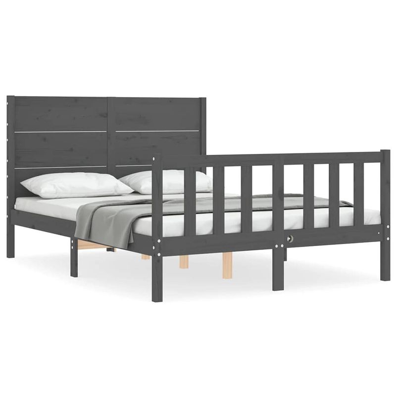 Foto van The living store massief grenenhouten bed - grijs - 195.5 x 125.5 x 100 cm - multiplex lattenbodem