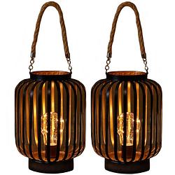 Foto van 2x stuks led sfeer lantaarns/lampen zwart/goud met timer b16 x h22 cm - lantaarns
