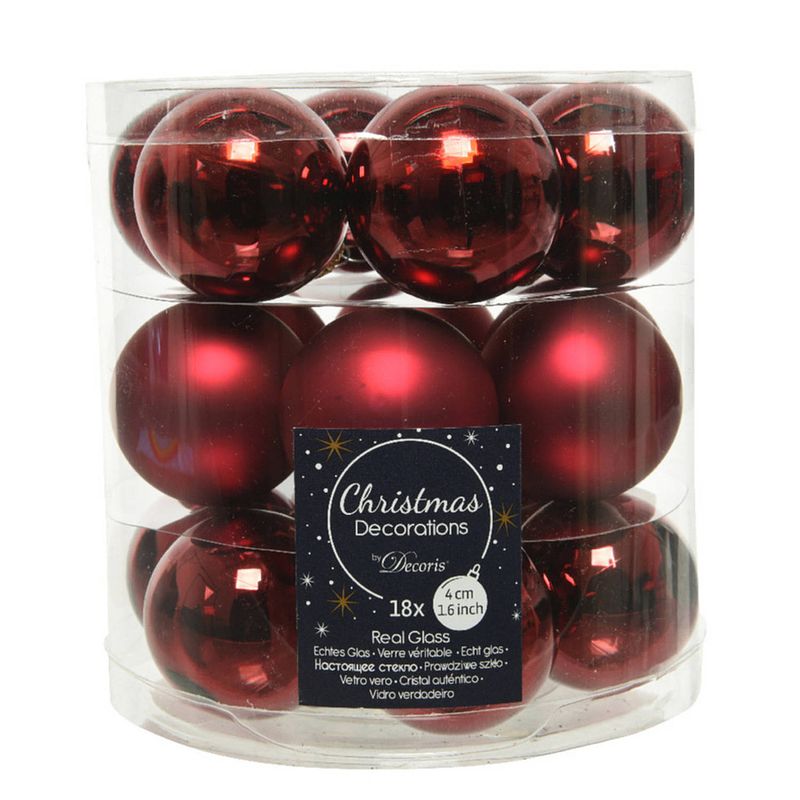 Foto van 18x stuks kleine glazen kerstballen donkerrood (oxblood) 4 cm mat/glans - kerstbal